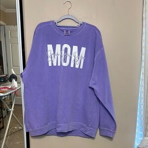XL Lavender Greek (Tri-Sigma) MOM Graphic Crewneck Sweatshirt